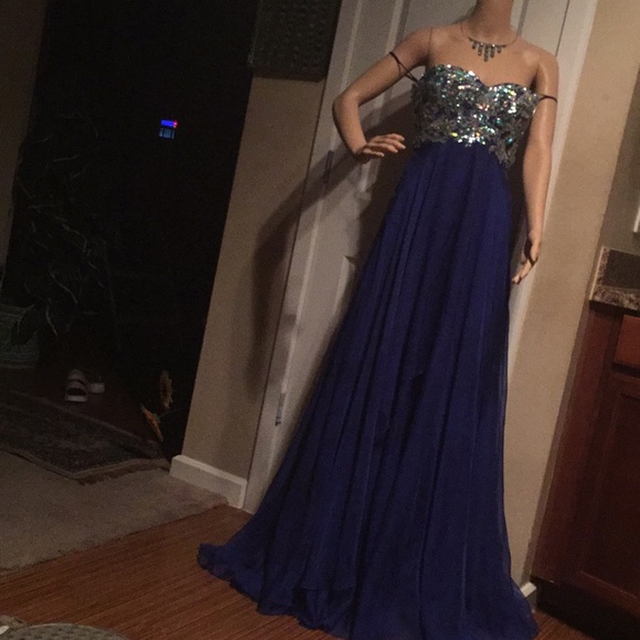 Night Moves royal blue prom dress - Picture 3 of 11